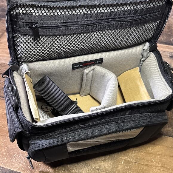 Lowepro Edit 130 Digital Video Bag, Camera Case Black New - Picture 4 of 4